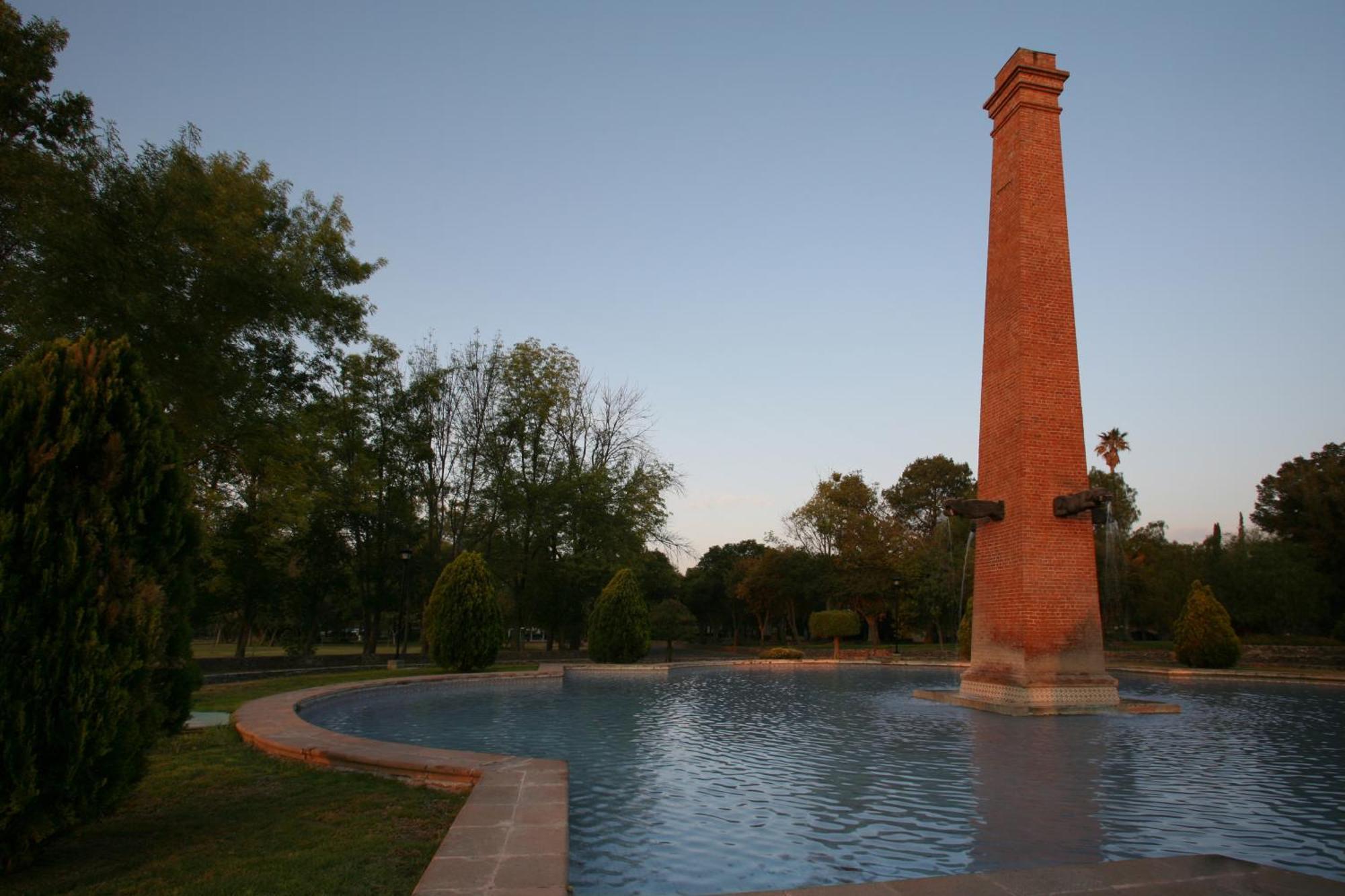 Hotel Hacienda Jurica by Brisas Querétaro Facilidades foto The Obelisk of the 19th century